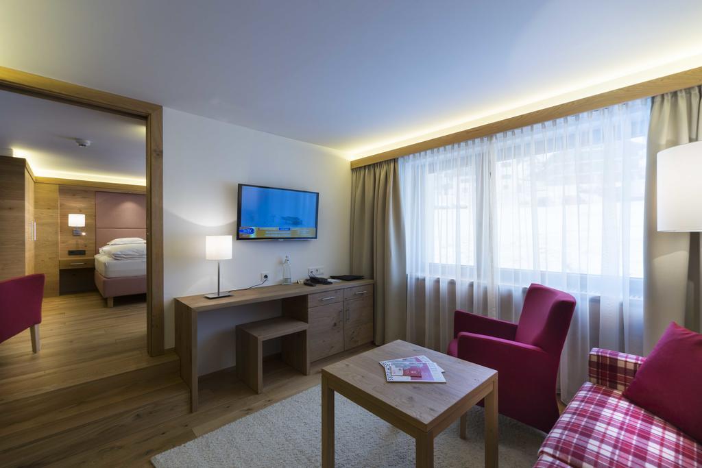Hotel Garni Panorama Lech am Arlberg Pokój zdjęcie